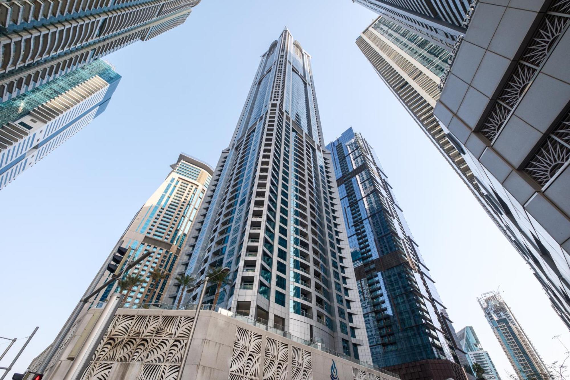 Torch 77 - By Saffron House Vandrarhem Dubai Exteriör bild