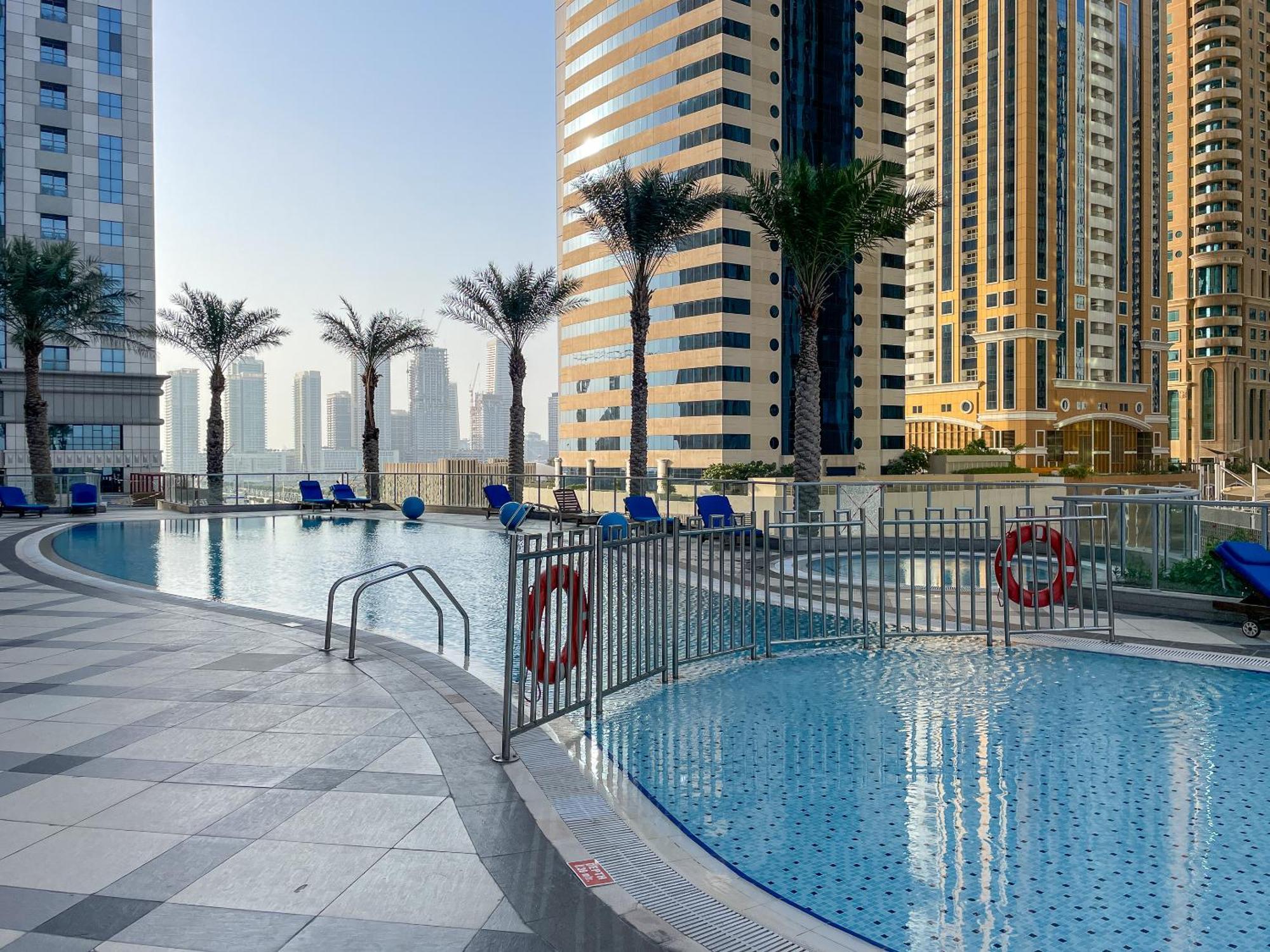 Torch 77 - By Saffron House Vandrarhem Dubai Exteriör bild